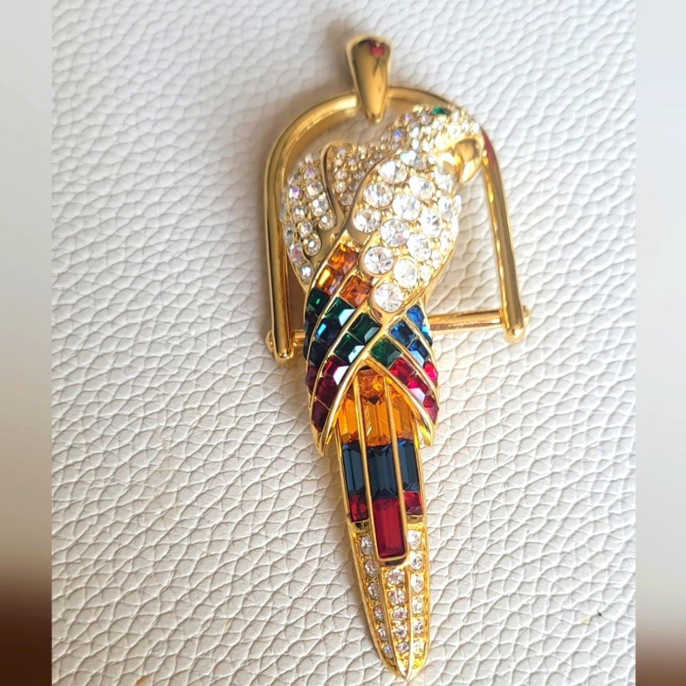 Nolan Miller Parrot Brooch pendant